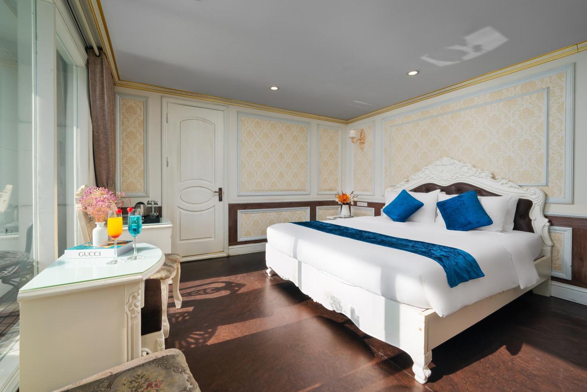 Ha Long Aqua Legend Cruise Hotel Exterior photo